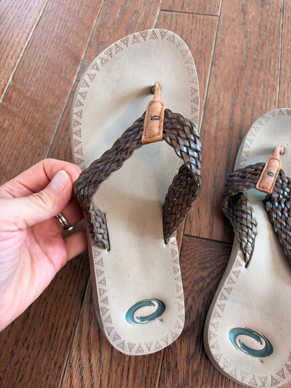 Cobian y2k Bethany Braided Pacifica Women's Flip Flop Sandals Chocolate